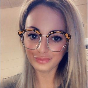 Meet your Posher, Kathryn